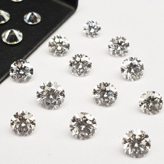 Round Shape – Calibrated Diamonds