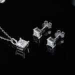 O90K (T90E) Princess-Cut Pendant - 2